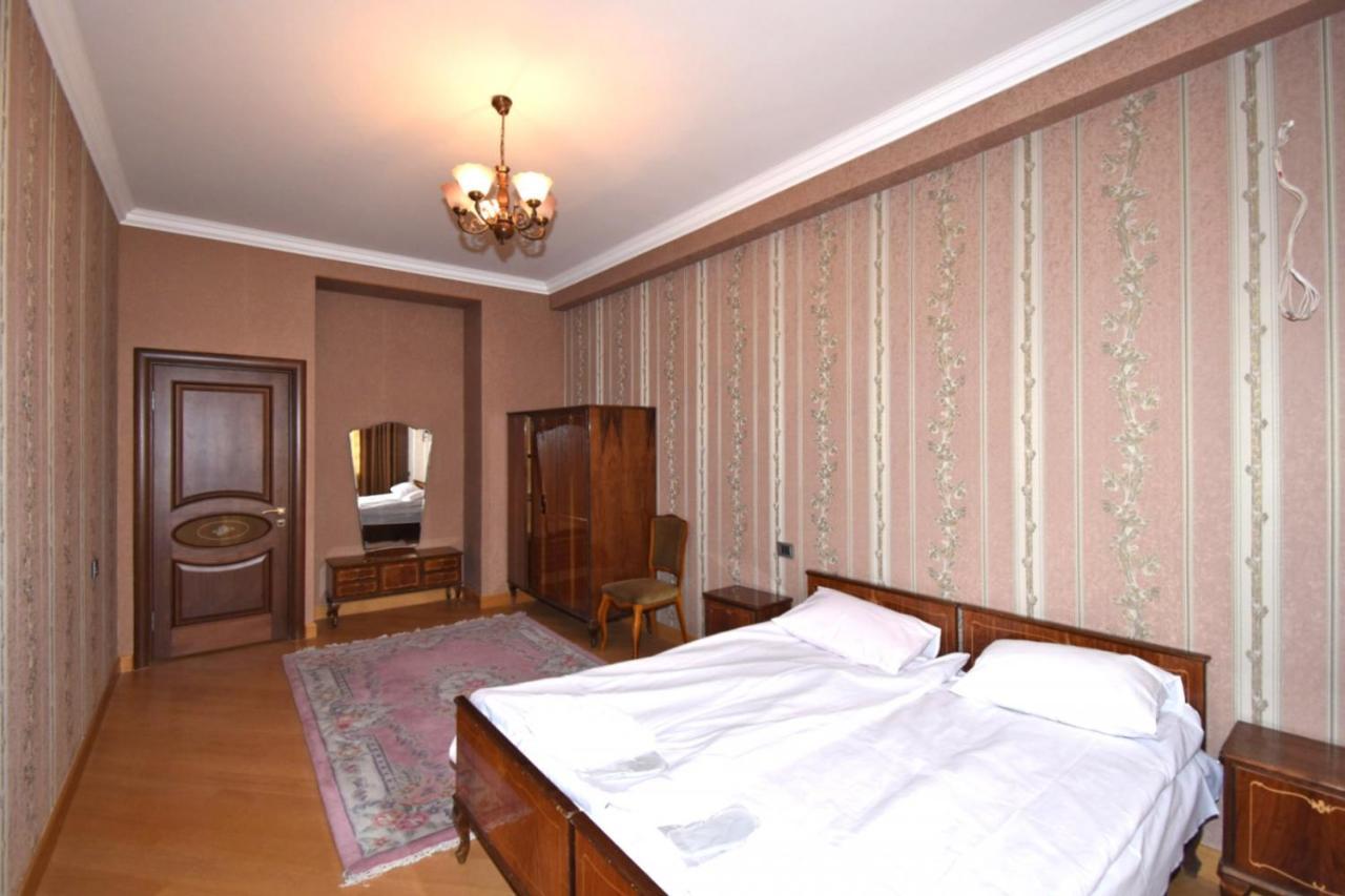 Rent Inn Yerevan On Buzand Street Esterno foto