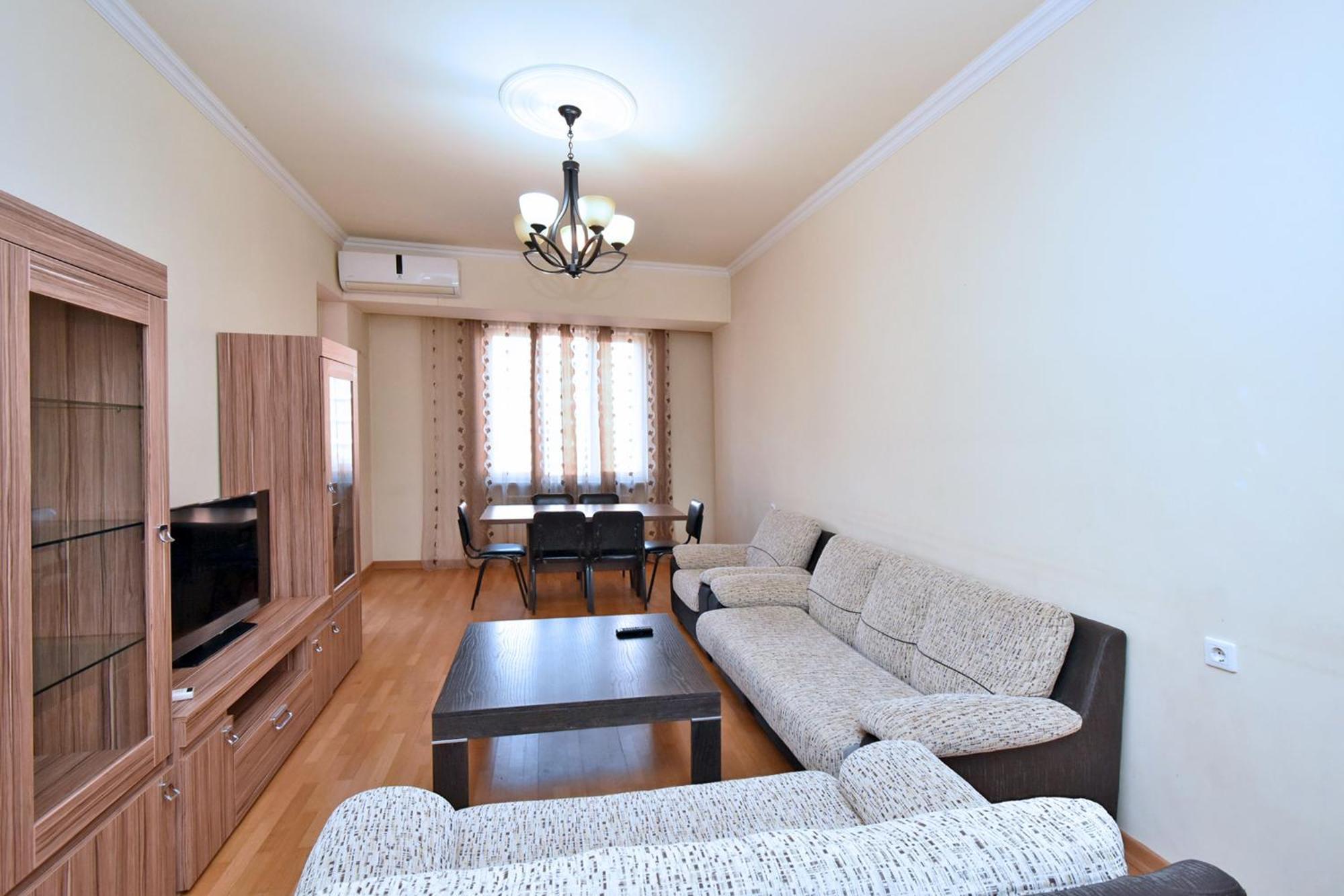 Rent Inn Yerevan On Buzand Street Esterno foto