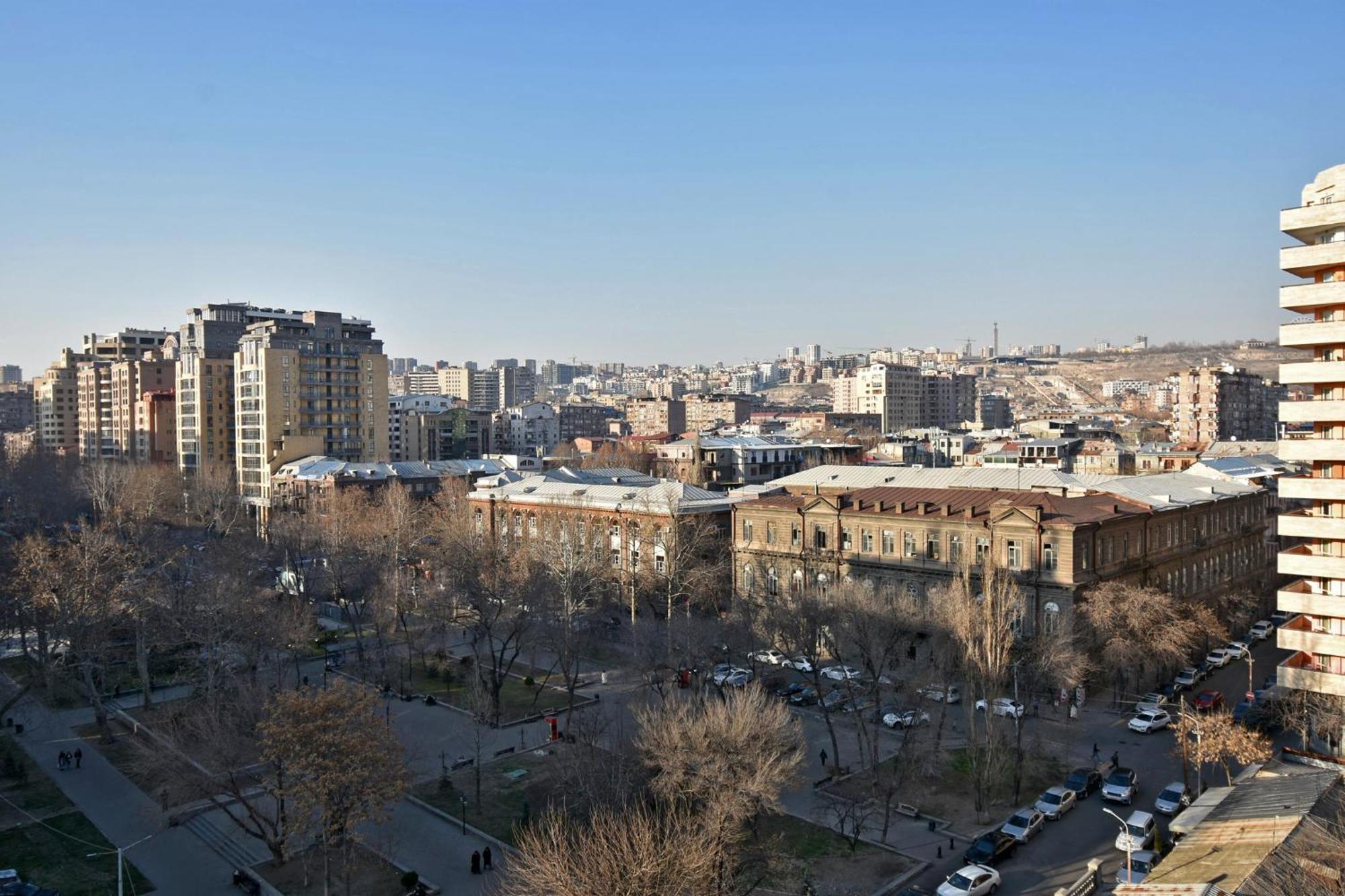 Rent Inn Yerevan On Buzand Street Esterno foto