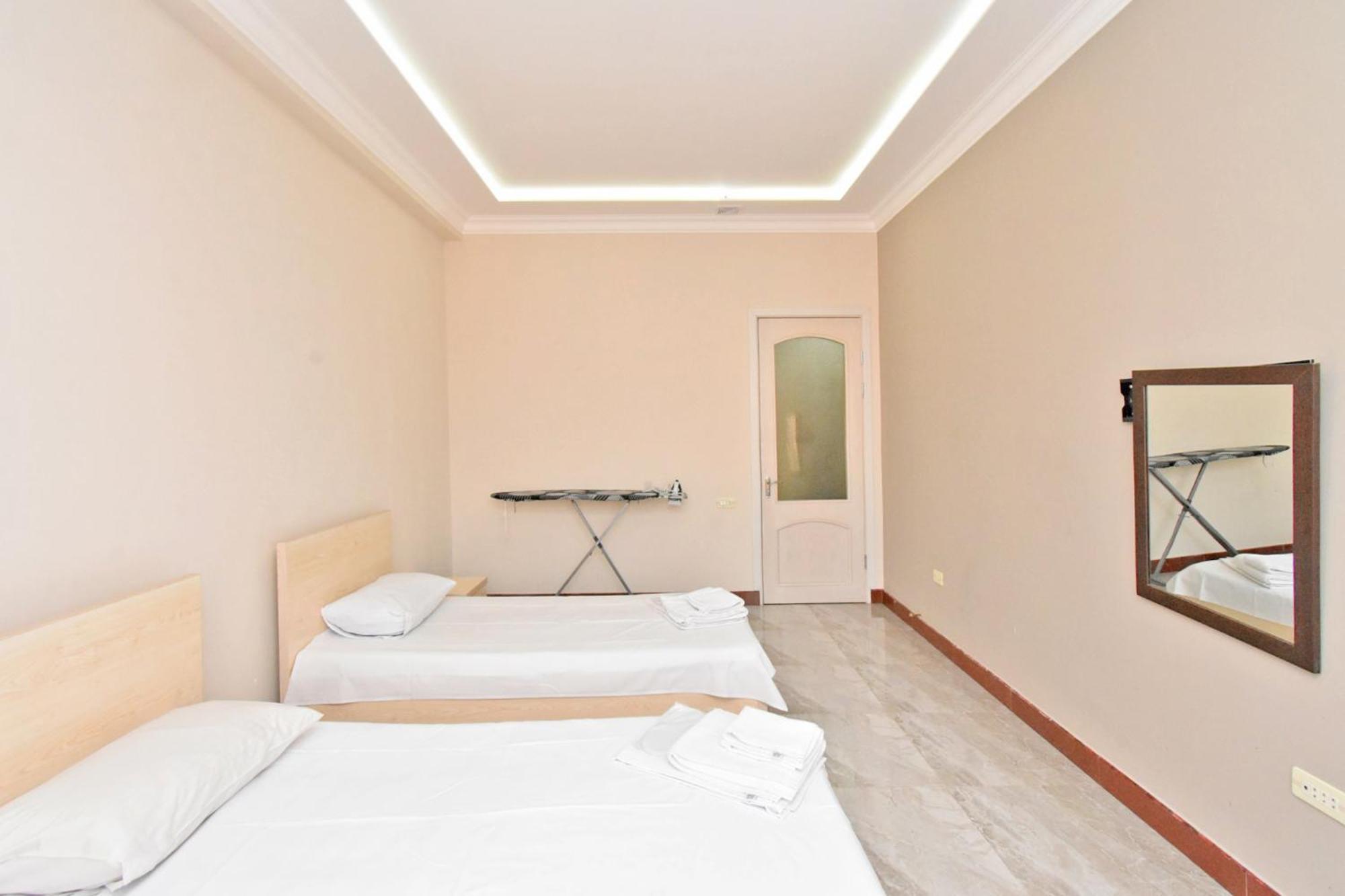 Rent Inn Yerevan On Buzand Street Esterno foto