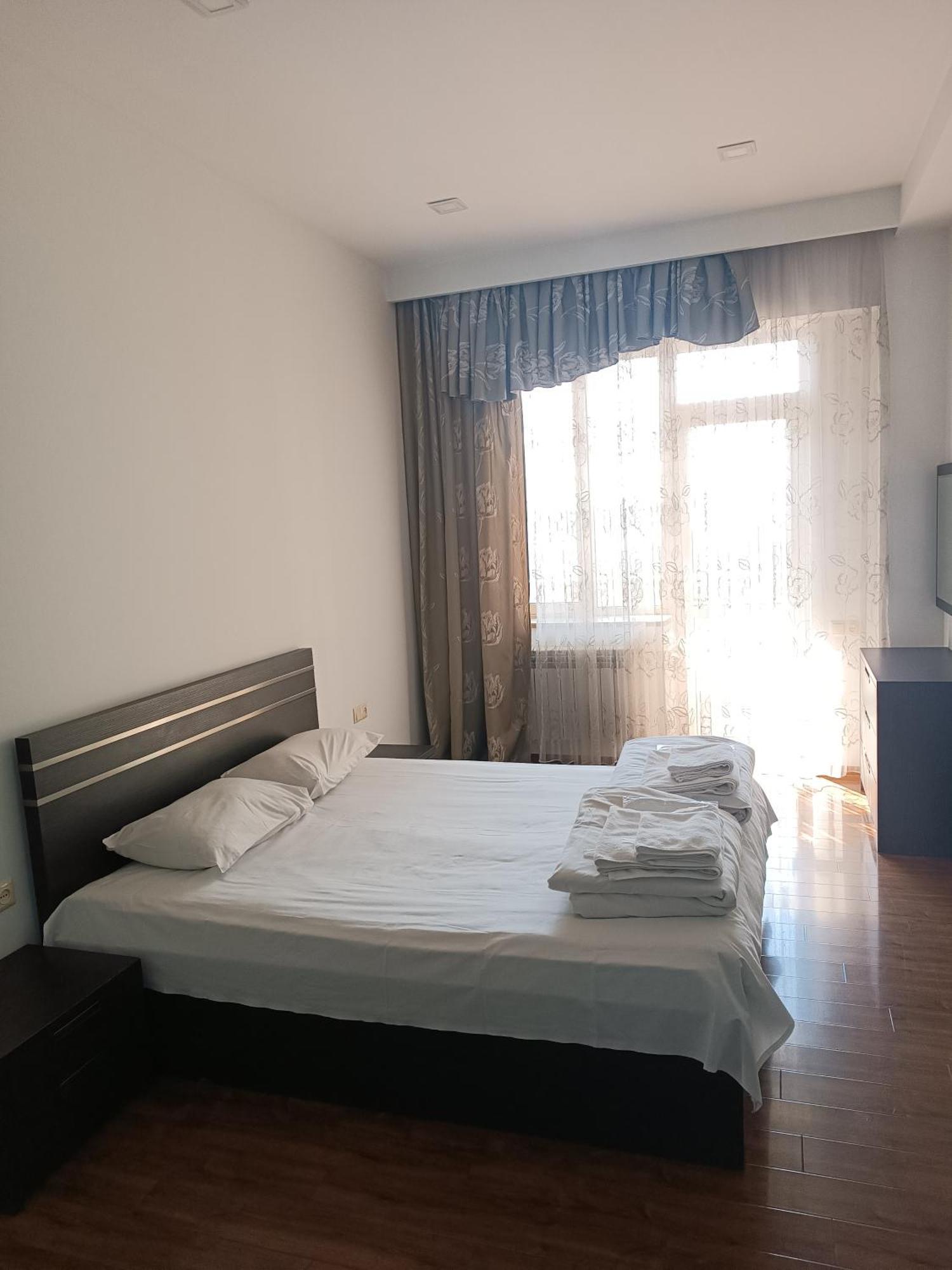 Rent Inn Yerevan On Buzand Street Esterno foto