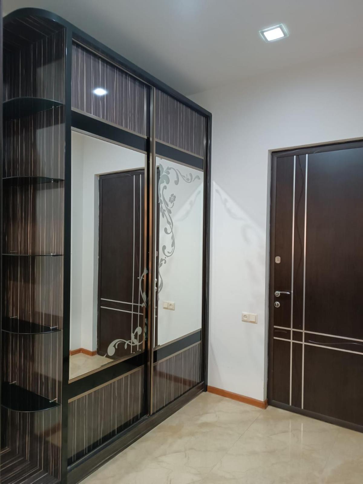 Rent Inn Yerevan On Buzand Street Esterno foto